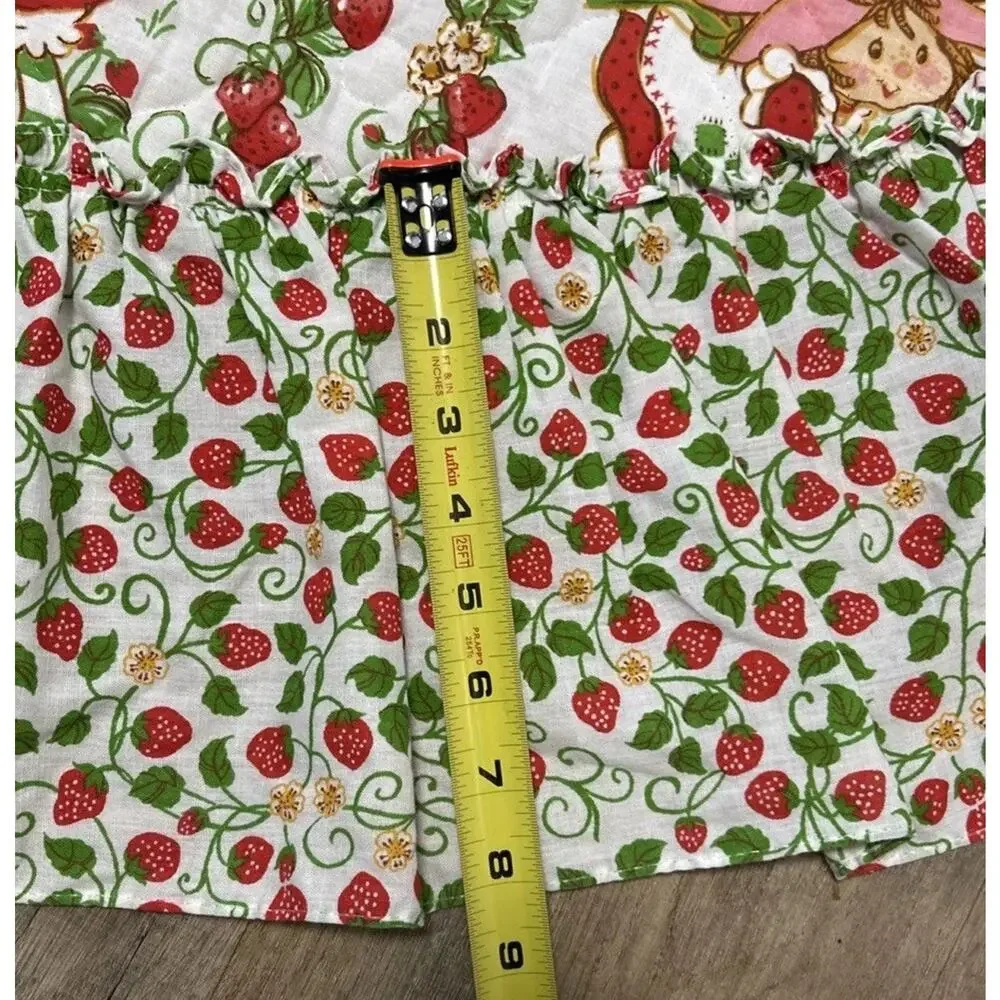 Vintage Strawberry Shortcake & Friends Quilt Comforter Coverlet Full Ruffles EC